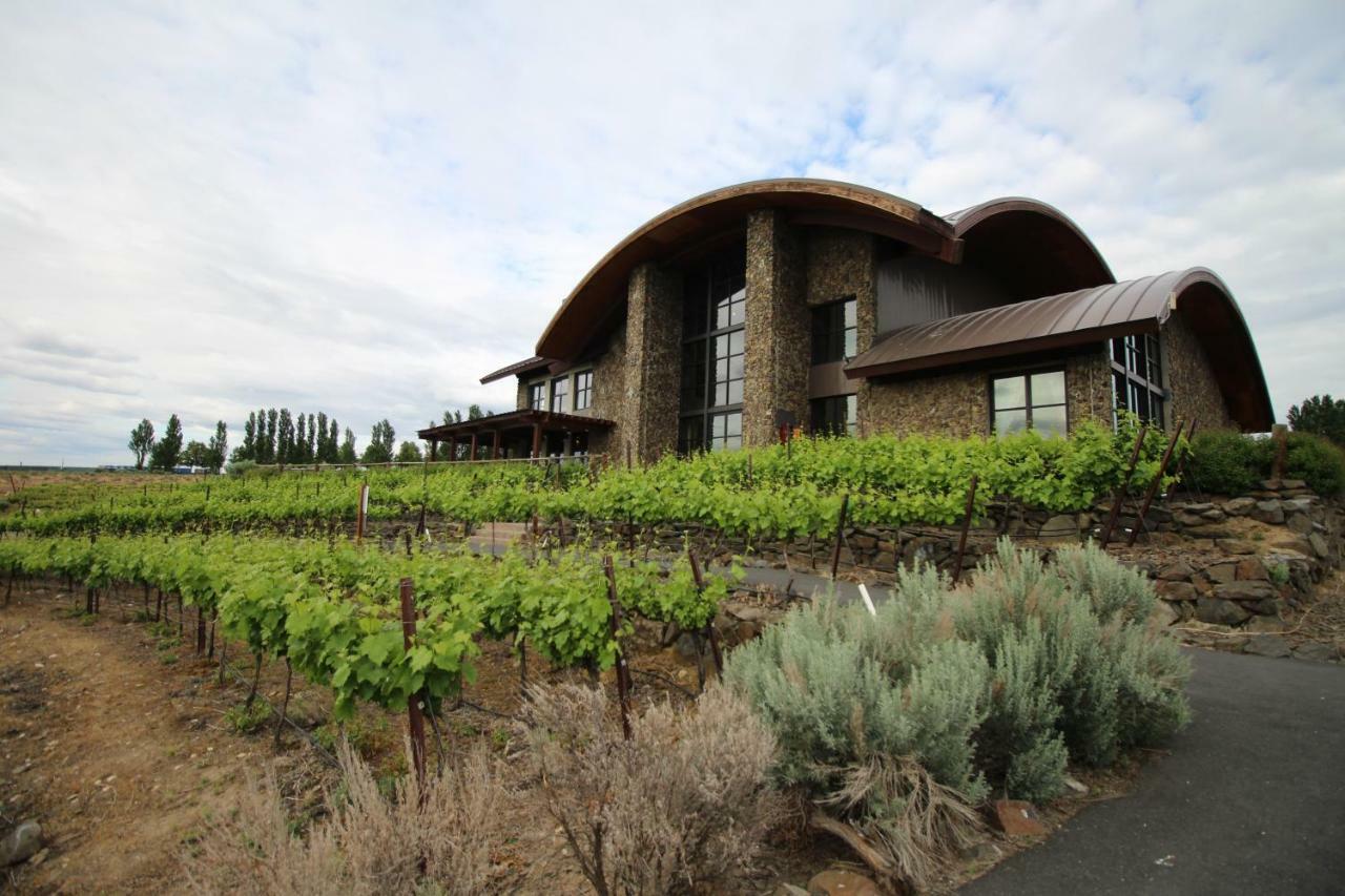 Columbia River Gorge Retreat At Cave B Ridge Quincy Extérieur photo